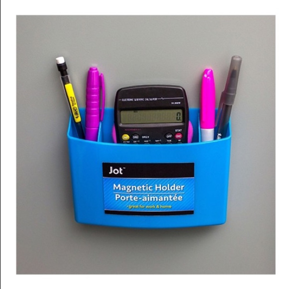 NWT! Magnetic Locker Holder